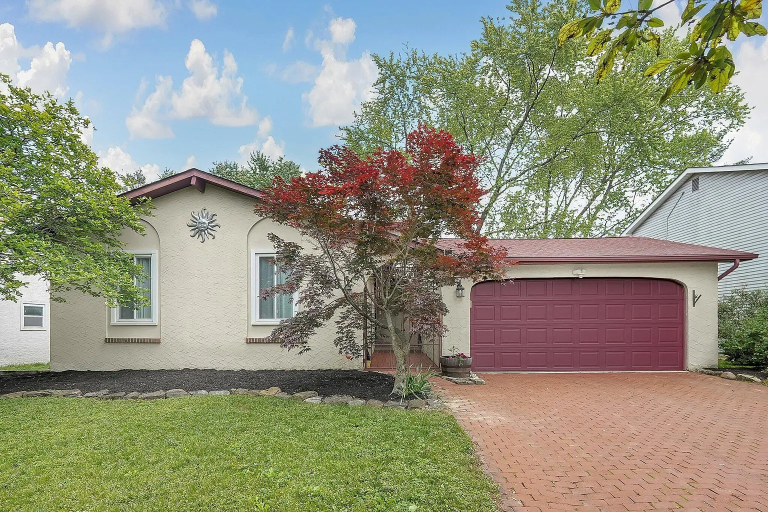5968 Lisa St photo 1