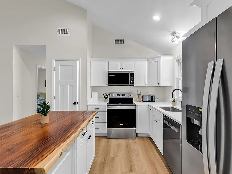 2408 Causey Dr — Photo 5