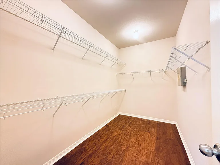2722 Palermo Ct — Photo 17