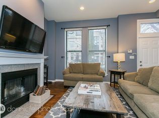 1875 N Howe St, Chicago, IL 60614