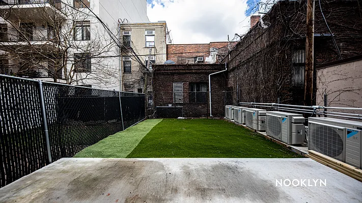 Rented by Nooklyn NYC LLC | media 11