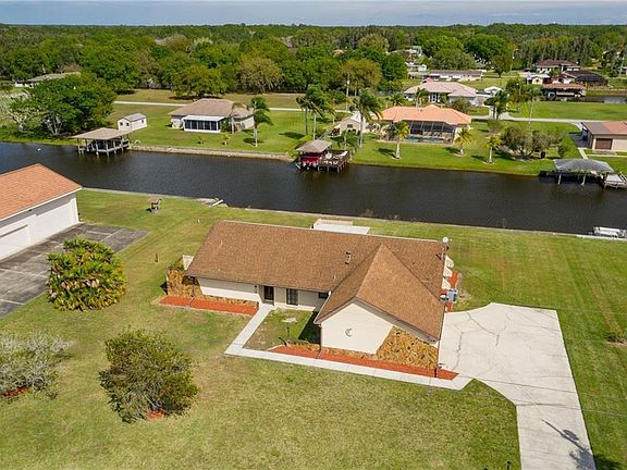 2nd image of 6309 Palmetto Dr