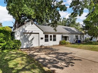 2000 9th Ave, Marion, IA 52302