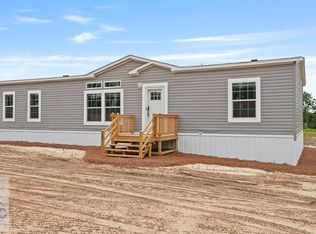 789 Hires Rd, Jesup, GA 31545
