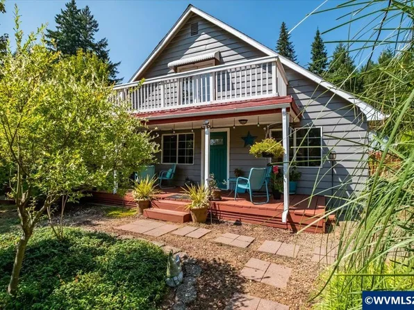 44519 N River Dr, Foster, OR 97345