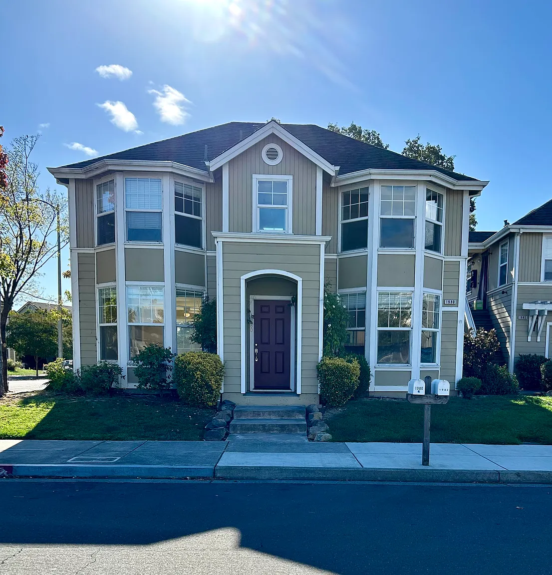 1980 Giffen Ave photo 1