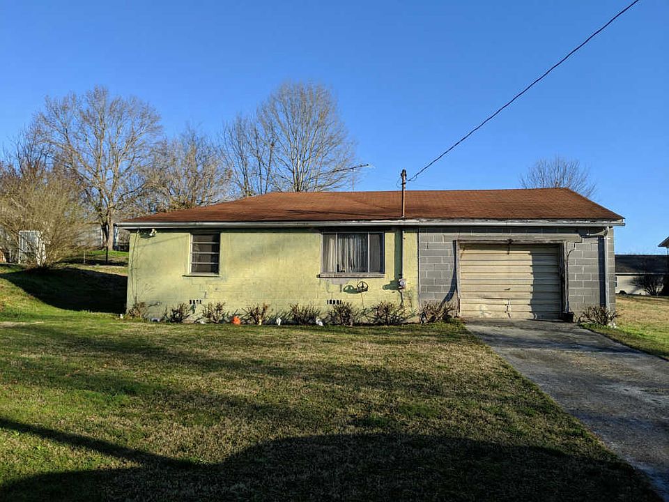 1st image of 405 Longview Dr