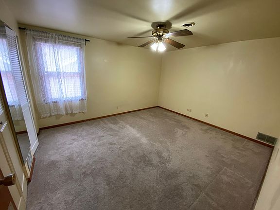 5th image of 521 Ohio River Blvd #202