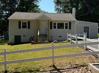 6708 Cherry Rd, Quinton, VA 23141