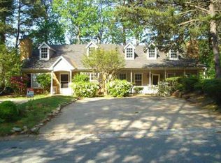 1462 Hydaburg Ln, Norcross, GA 30093