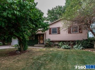 605 W 44th St, Davenport, IA 52806