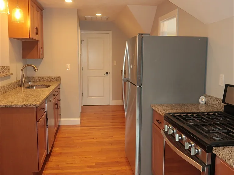 45 Glenwood St #3 — Photo 1