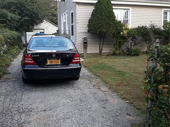 3rd image of 16 Winthrop St