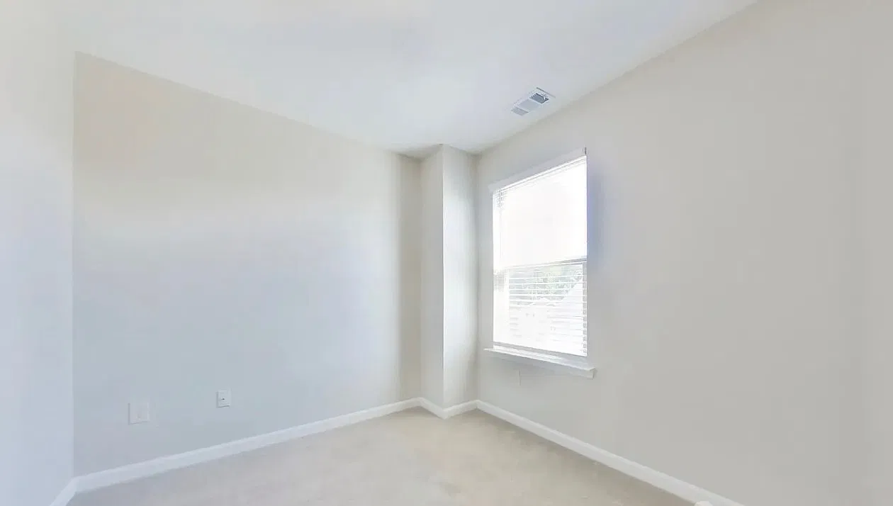 Wyndham Ct SE — Photo 4