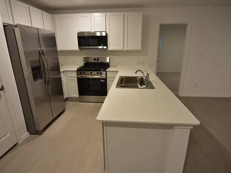 409 Keefer Ln — Photo 18
