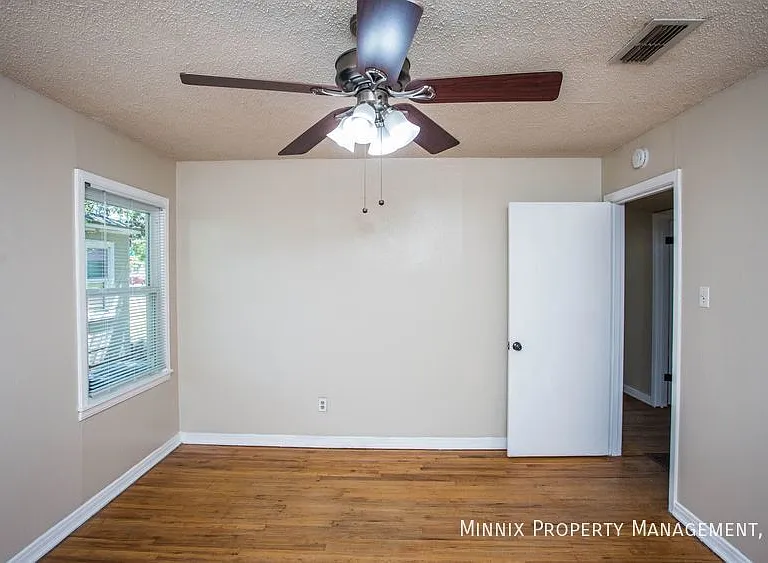 3406 28th St — Photo 21