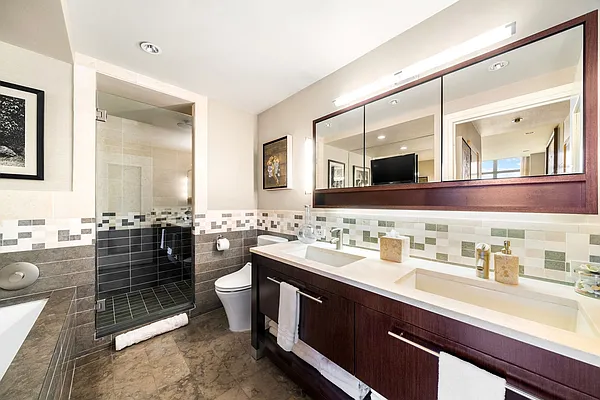 Sold by Compass | media 6