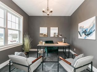 2375 Royal Oak Ridge Rd, Marion, IA 52302