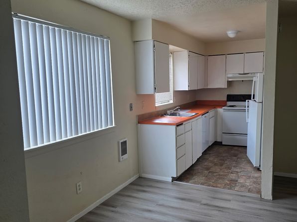 13015 SE Powell Blvd #2