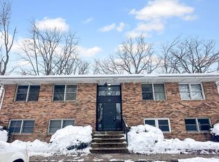 130 S Clarendon St APT 1, Kalamazoo, MI