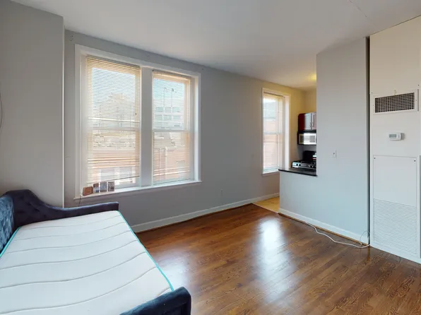 333 2nd St NE APT 405, Washington, DC 20002