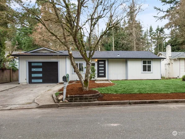 6114 NE 204th Street, Kenmore, WA 98028