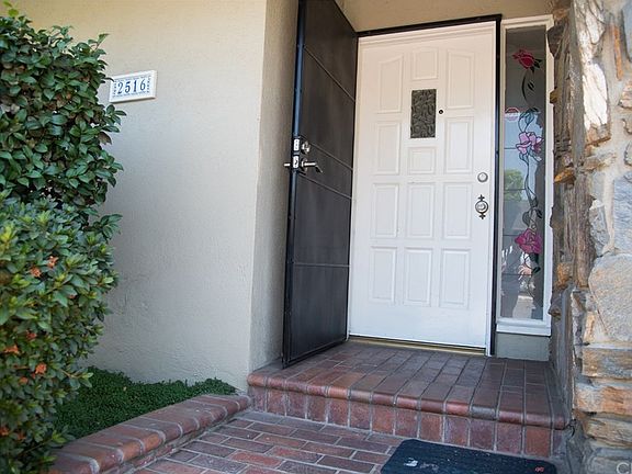 3rd image of 2516 College Ln