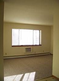 2nd image of 1422 S 92nd St APT 101