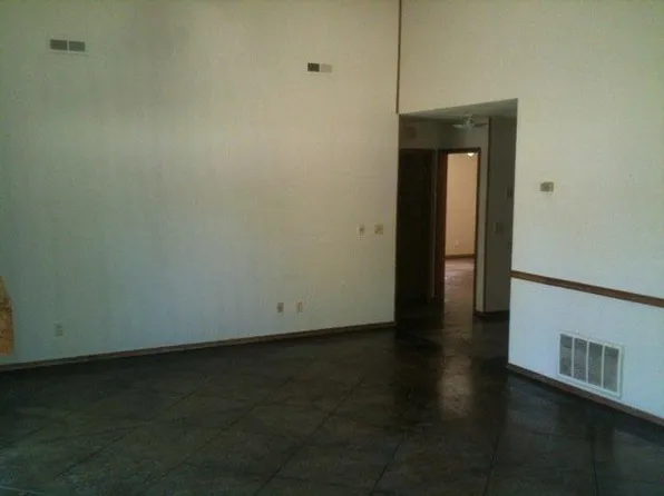 958-960 North Lancelot Avenue, 958-960 N Lancelot Ave, Fayetteville, AR 72701