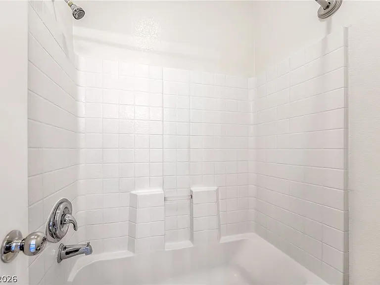 251 S Green Valley Pkwy #3921 — Photo 16