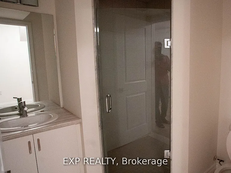 445 Ontario St S #105 — Photo 7