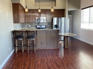 16523 Tuscola Rd, Apple Valley, CA 92307