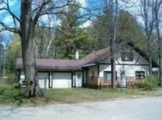1666 Dora St, Gaylord, MI 49735