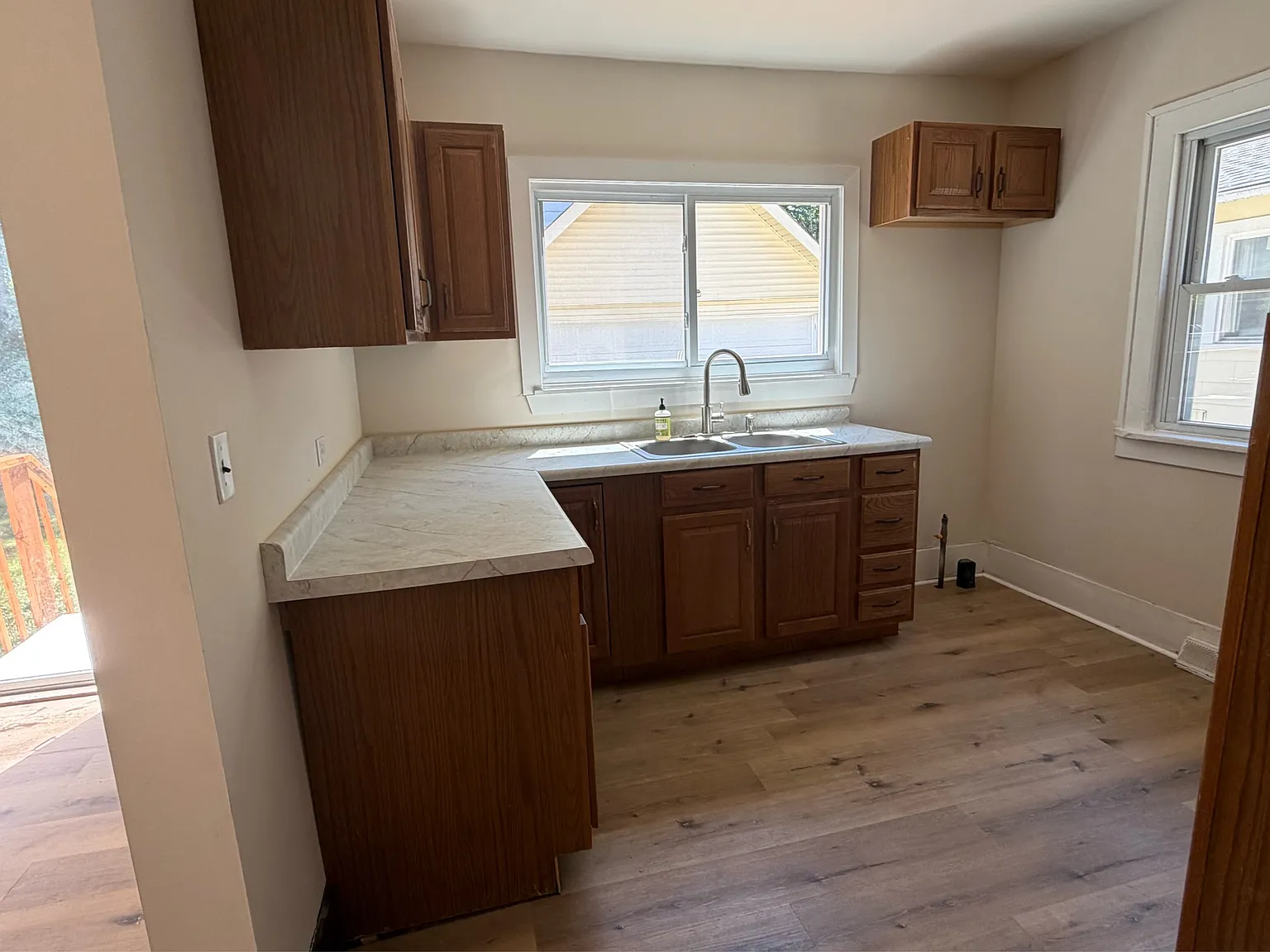 1128 Maginn Court - 1 — Photo 3