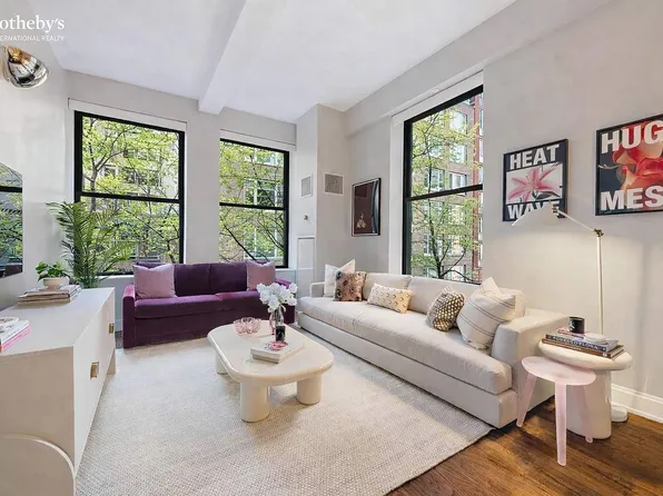 140 W 22nd St APT 4F, New York, NY 10011