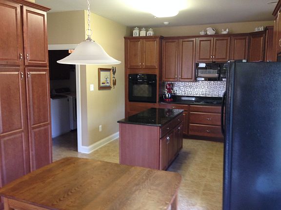 5th image of 44058 E Mervell Ct