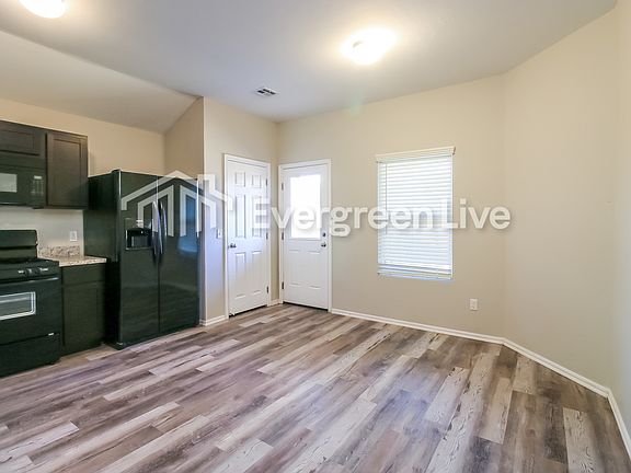 5th image of 1611 Lanesboro Dr