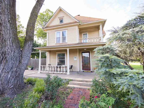 1001 W Grand Ave, Ponca City, OK 74601