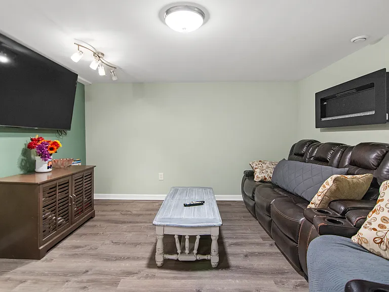 7825 Charlesmont Rd — Photo 22