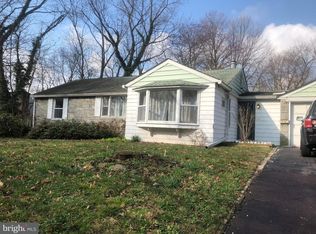 1043 Thrush Ln, Norristown, PA 19403