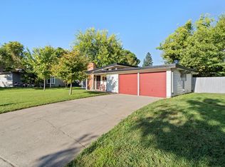 2525 Midland Way, Carmichael, CA 95608