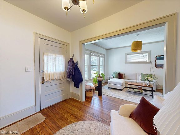 2nd image of 2320 Bellfield Ave