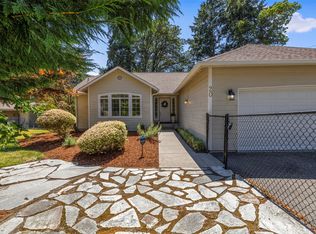 20 NE Rainier Pl S, Belfair, WA 98528
