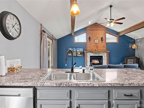 5th image of 124 Reddington Rd