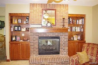 5th image of 4133 Vaile Ave