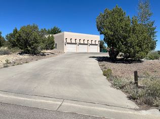 7100 Dellwood Ct, Farmington, NM 87402