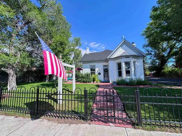 362 Main St, Bridgeport, CA 93517