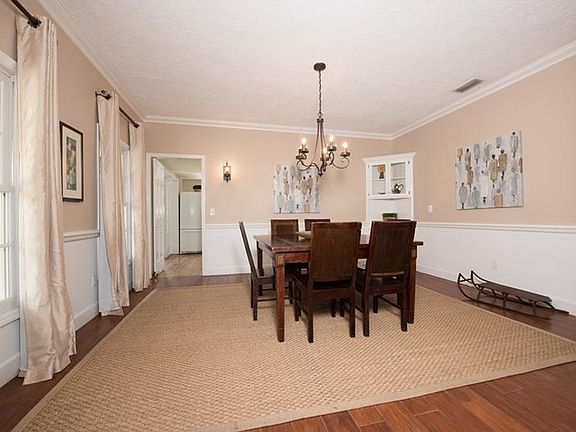 5th image of 3601 Cinnamon Trace Dr
