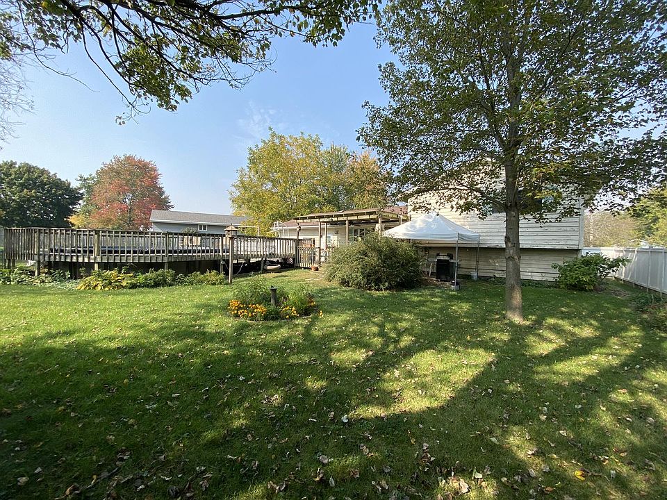 2nd image of 1713 Cook Dr