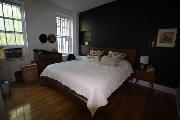 Rented by Brooklyn Real Inc | media 19